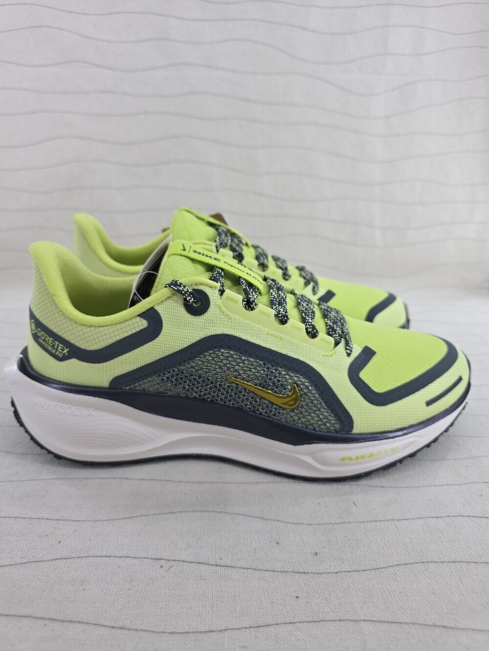 Nike Womens Air Zoom Pegasus 41 GTX Gore-Tex Cyber Lemon Twist FQ1357-300 Sz 8.5